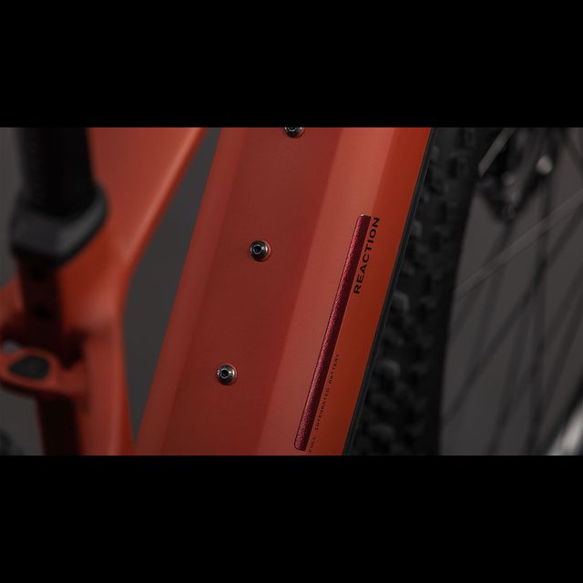 CUBE Reaction Hybrid Race 800 sähköpyörä CUBE Reaction Hybrid Race 800 sähköpyörä